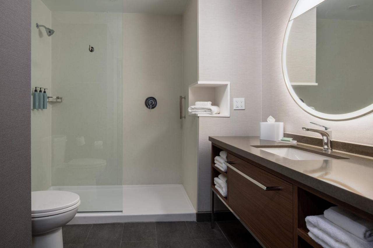 Courtyard By Marriott Olympia Hotell Eksteriør bilde